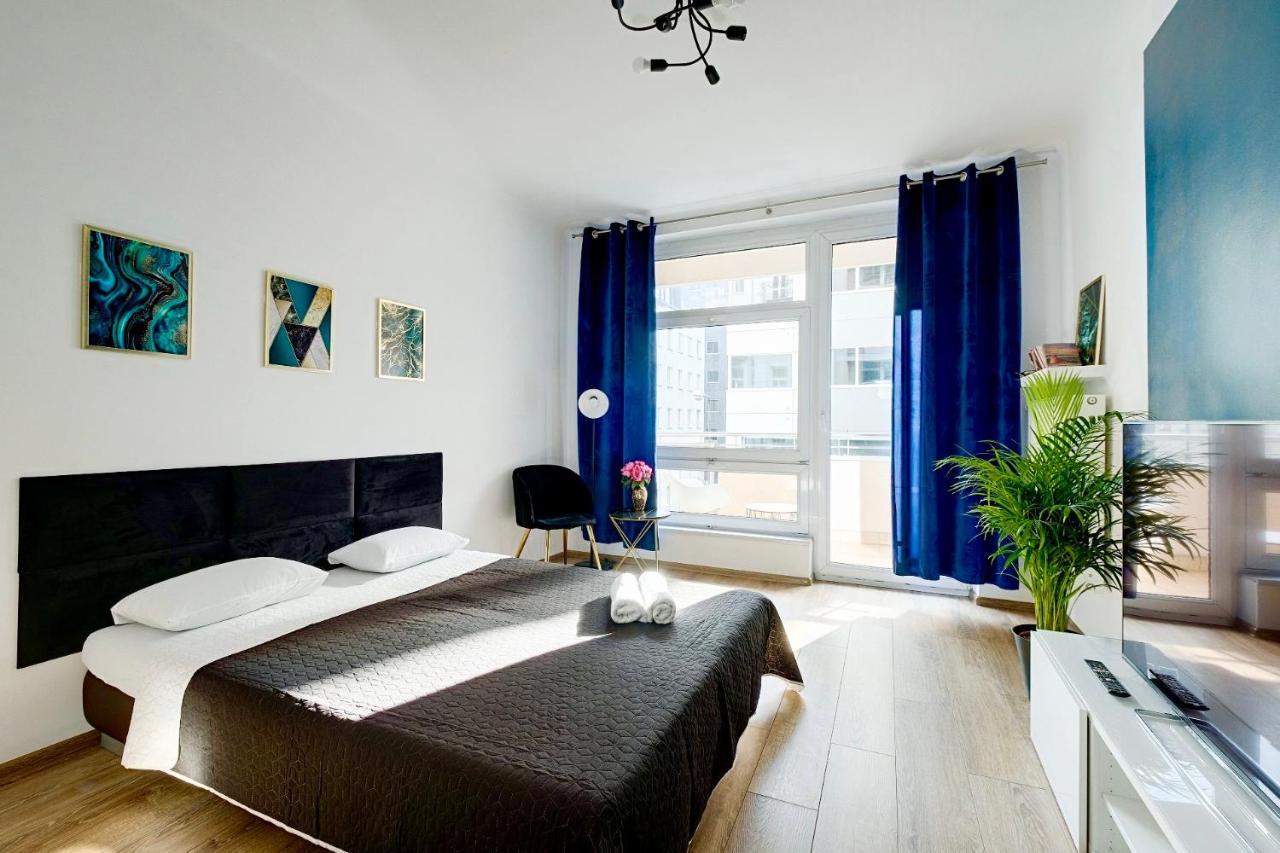 Charming Apartment In The City Center Varsóvia Exterior foto